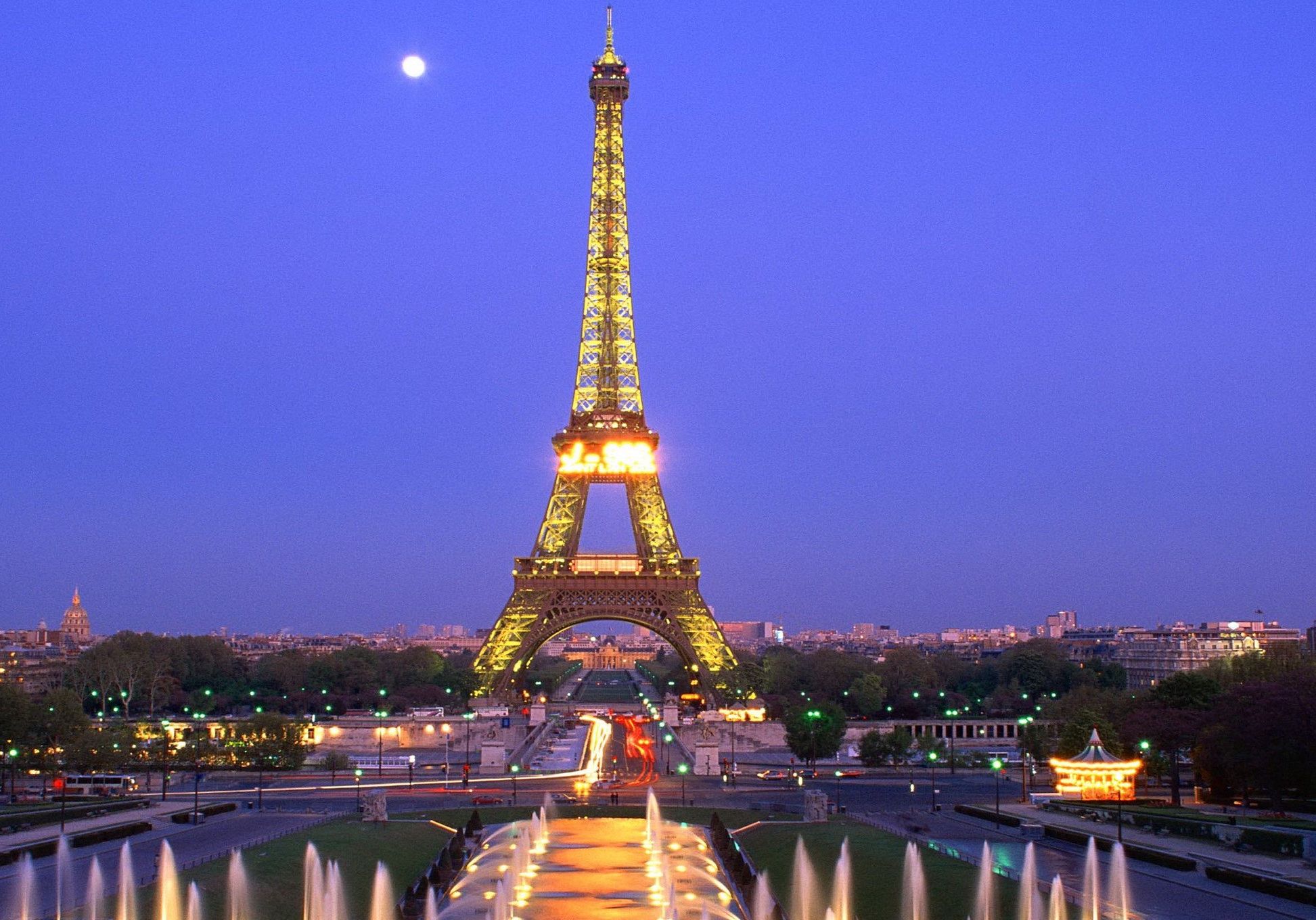 France Attractions Traveller All Around