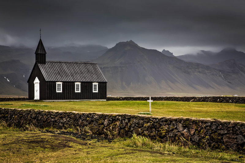 black_church___budir__iceland_by_cwaddell-d5yumnh